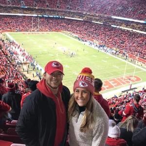 Meet your Posher, Travis